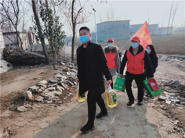 迎新春送温暖 点滴关怀见真情