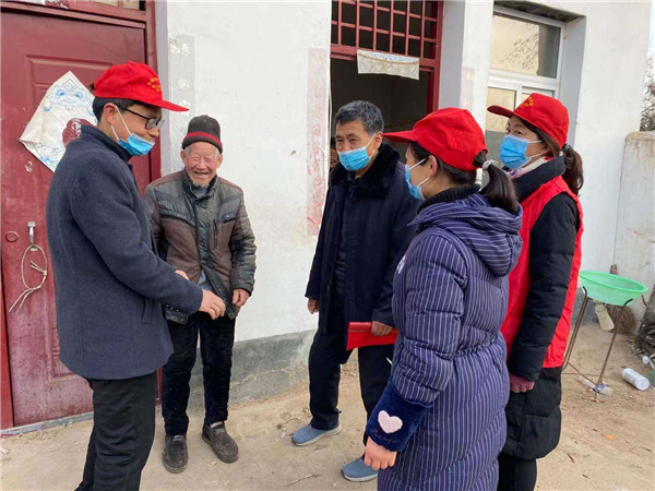 迎新春送温暖 点滴关怀见真情