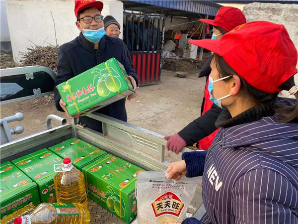 迎新春送温暖 点滴关怀见真情