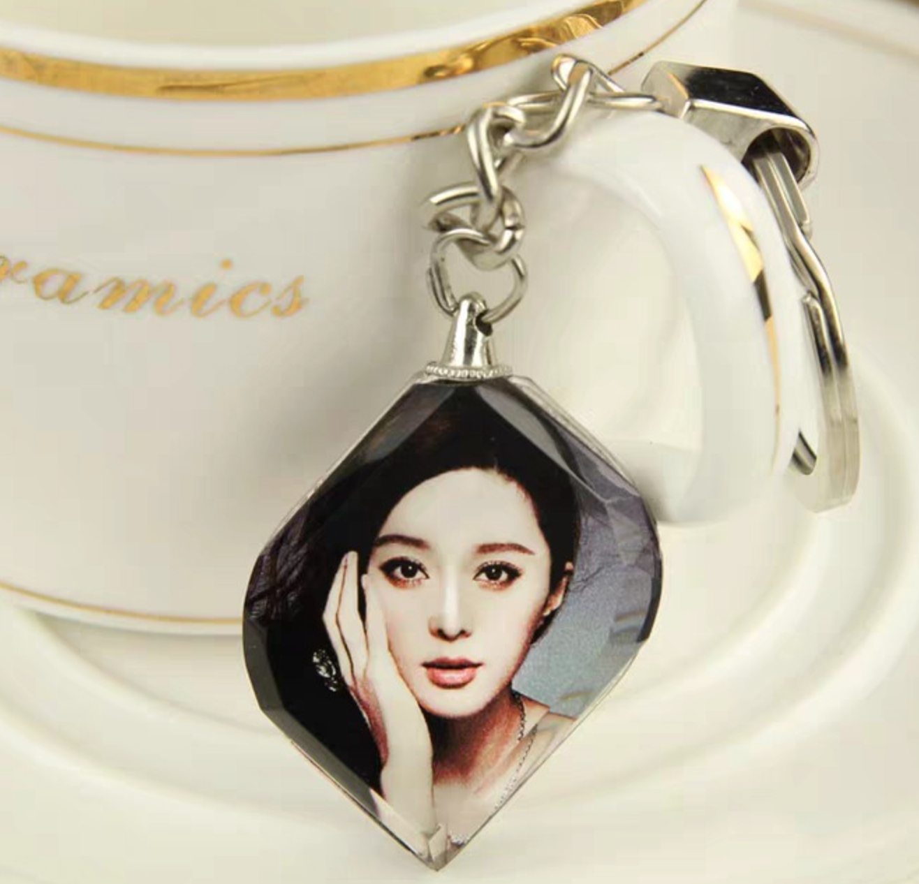CRYSTAL KEYCHAIN