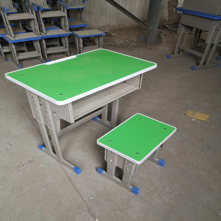 焦作塑钢课桌椅