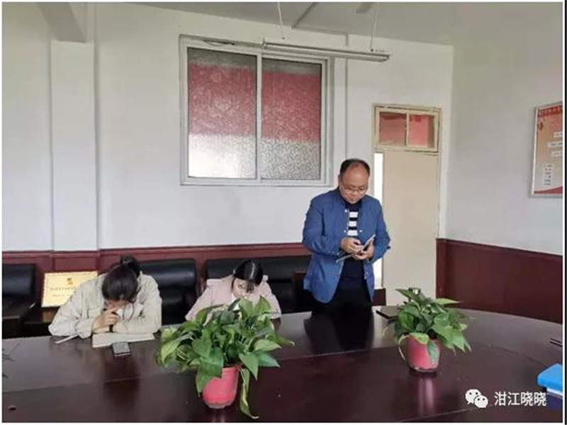 如何与学生沟通可以事半功倍