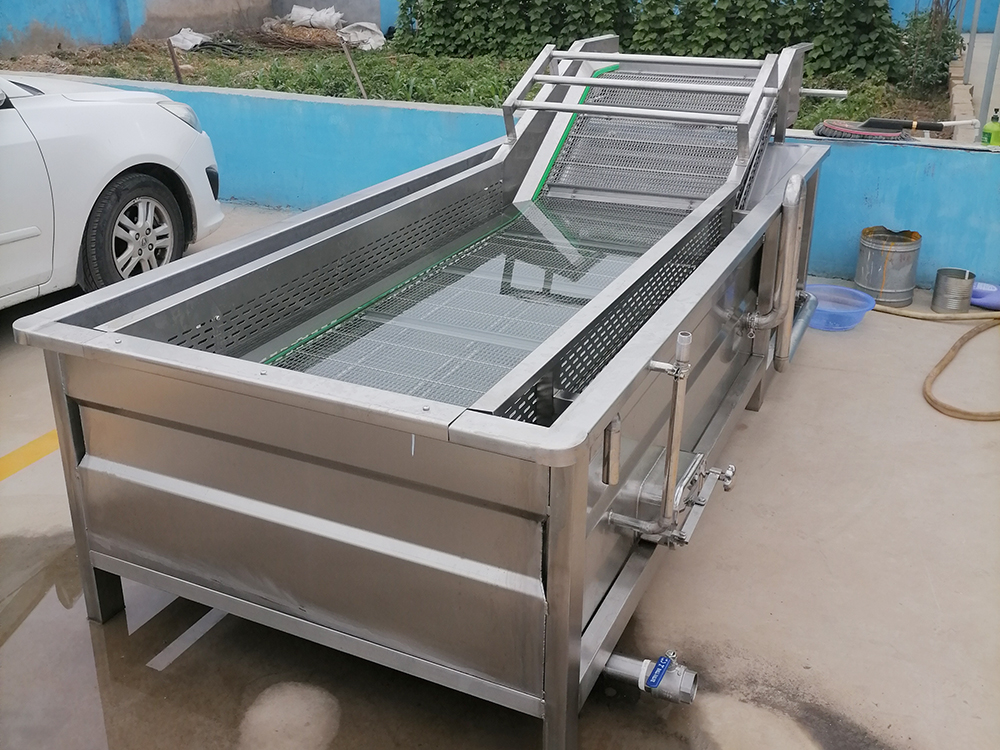 气泡蔬菜清洗机的工作原理