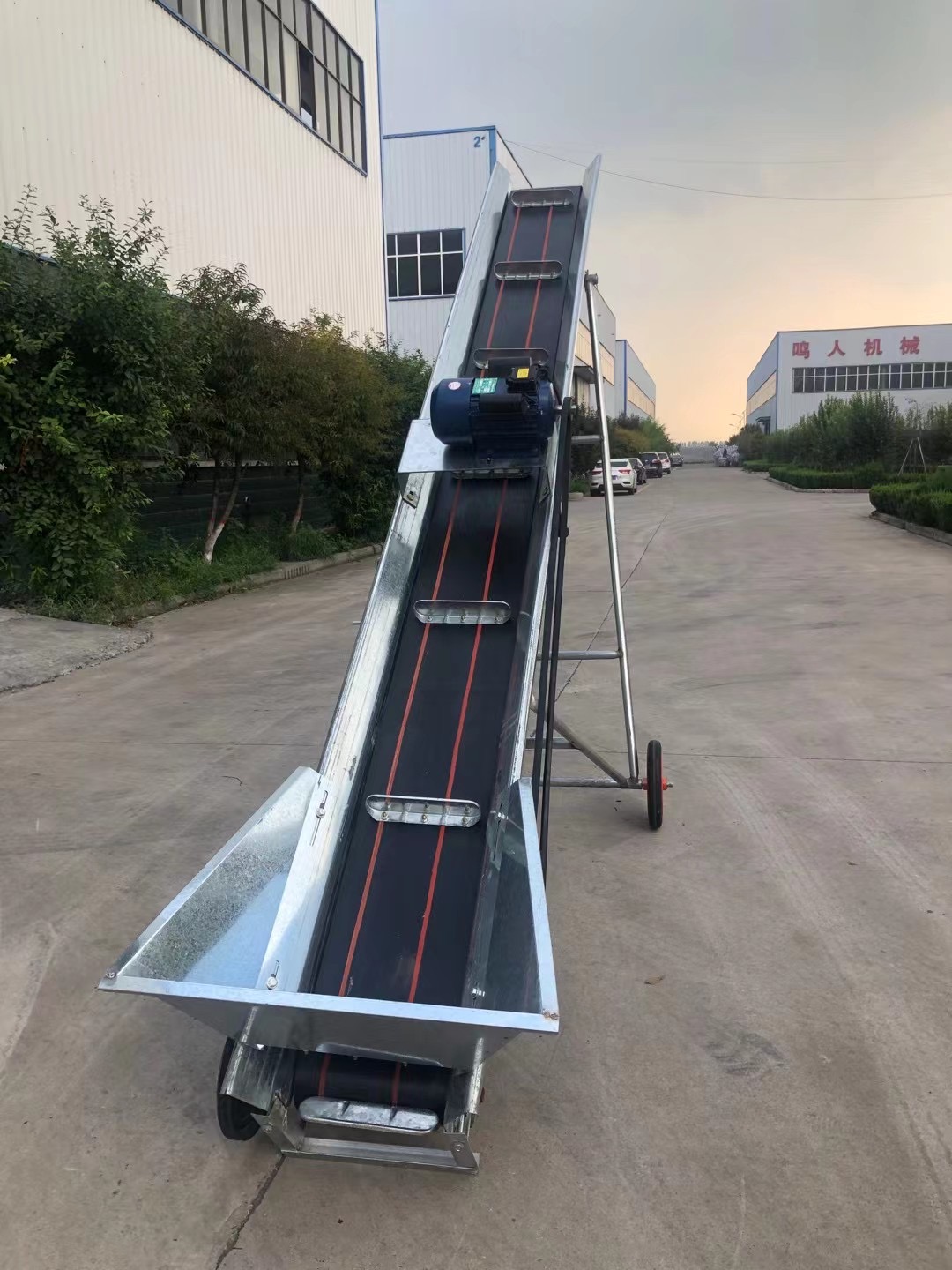 輸送機