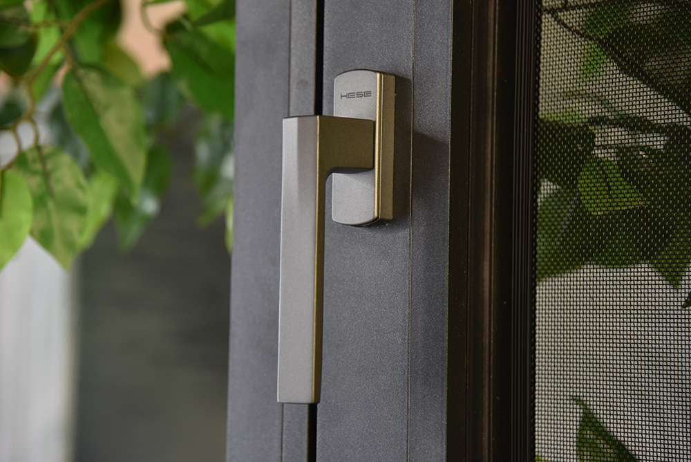 是什么困扰门窗行业的发展？