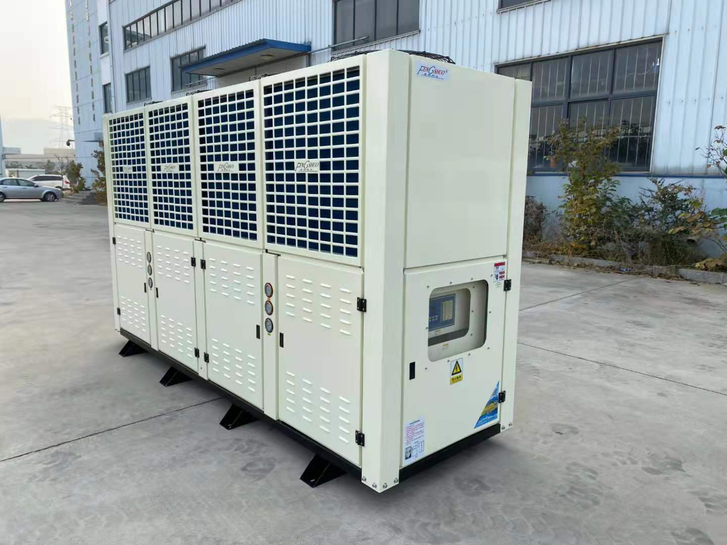 工業冷水機
