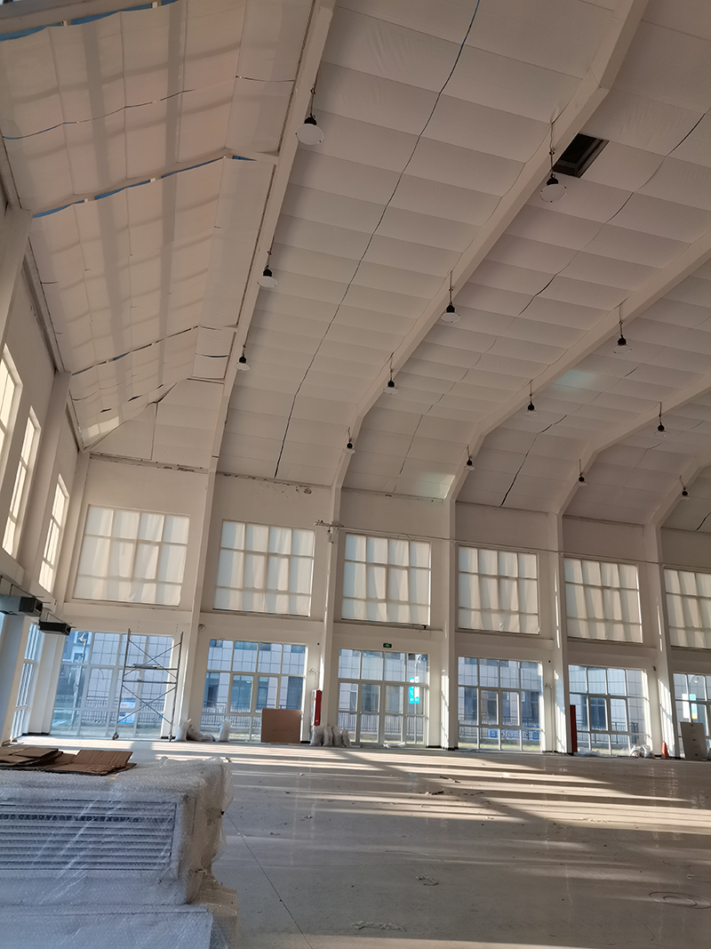 青岛篮球俱乐部1300平方釆光顶遮阳帘