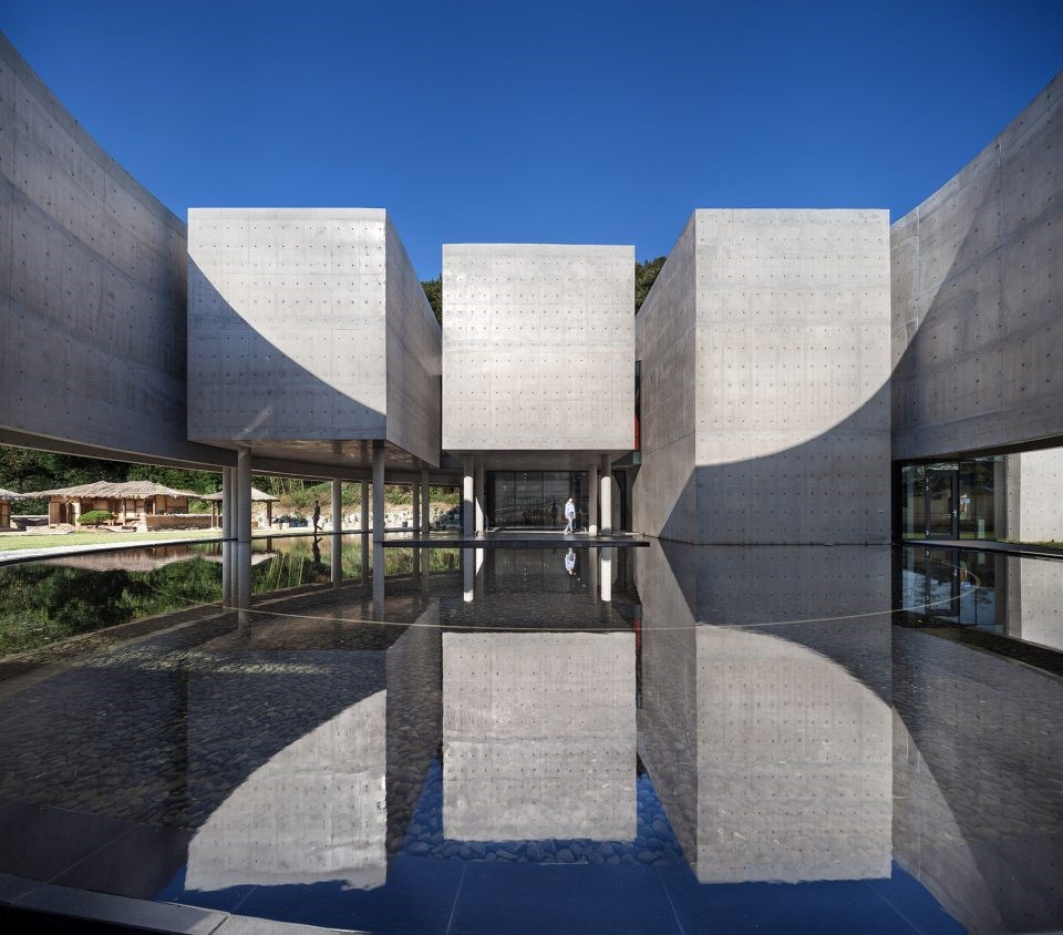 1637910703622377.jpg 清水混凝土