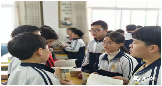 以严促教，以爱助管
