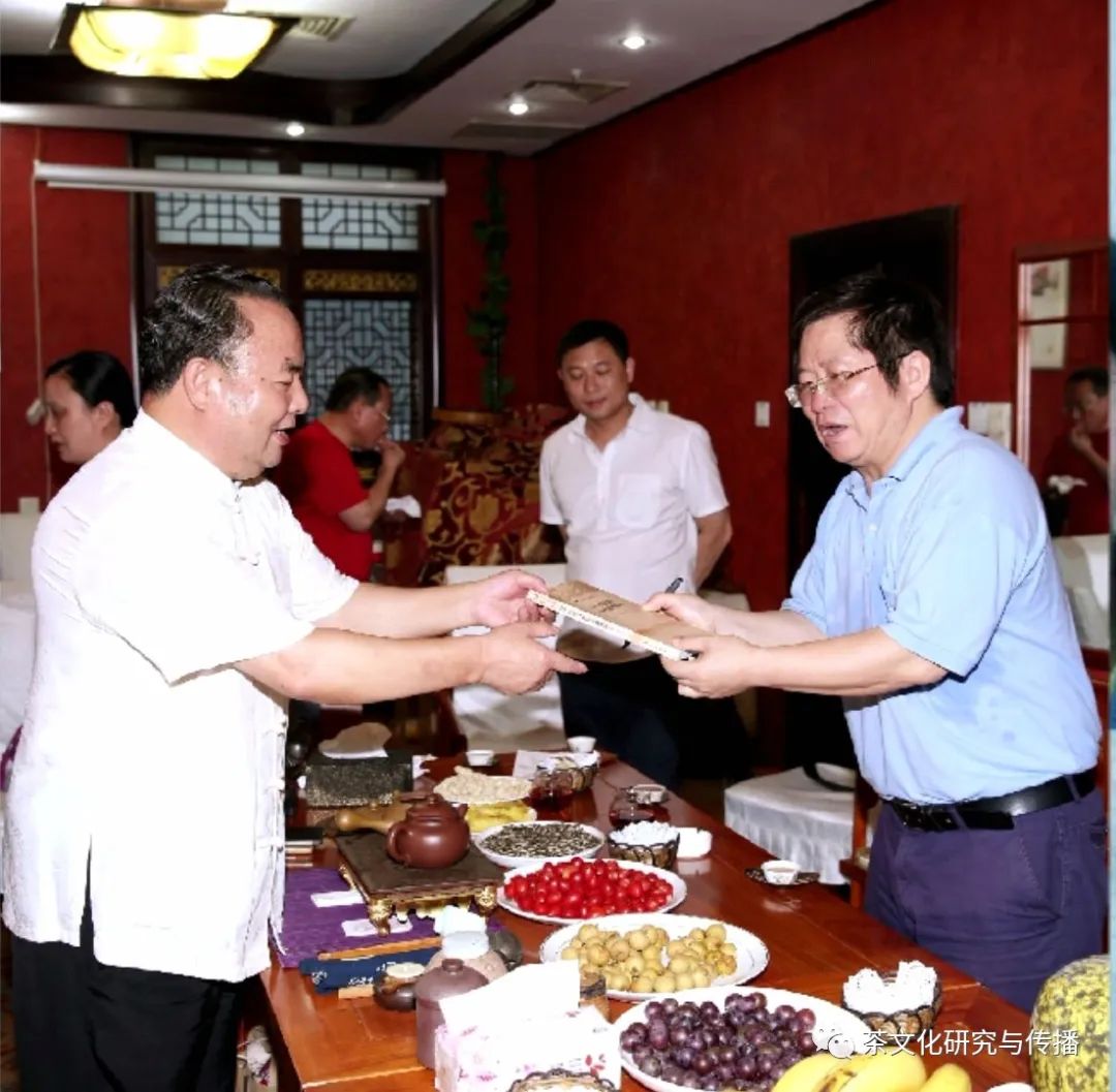中国茶文化研究院院长罗大友被非遗工作机构确定为“中国茶文化首席非遗传承人”