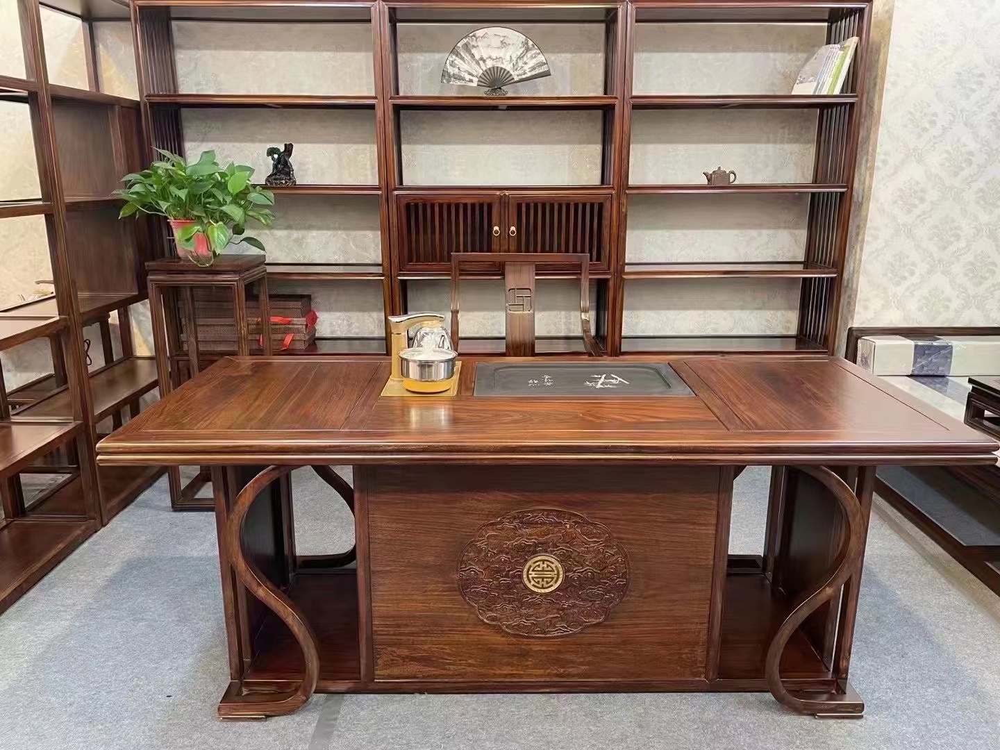 1652666761691647.jpg 实木桌椅