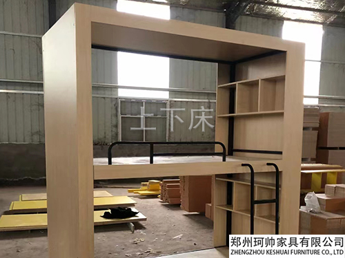 1658307626511431.jpg 员工上下床的图片大全