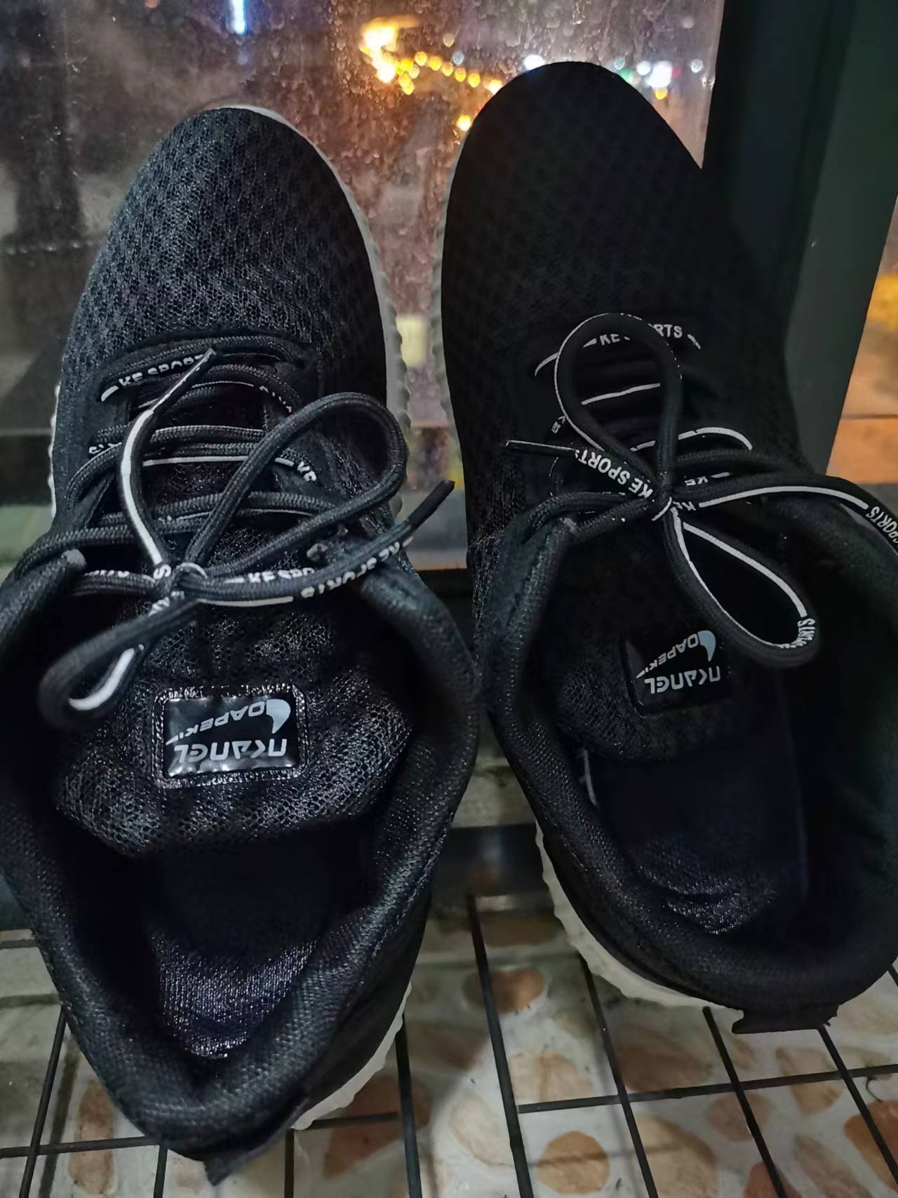 耐克鞋