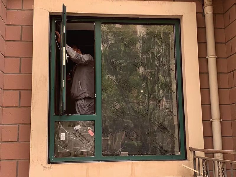 甘肅門窗