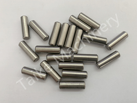 Cyllendrical Pin