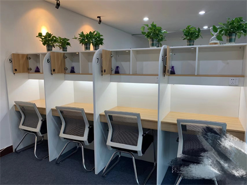 沉浸式自习桌选购