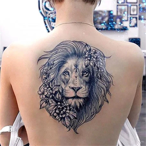 狮子纹身