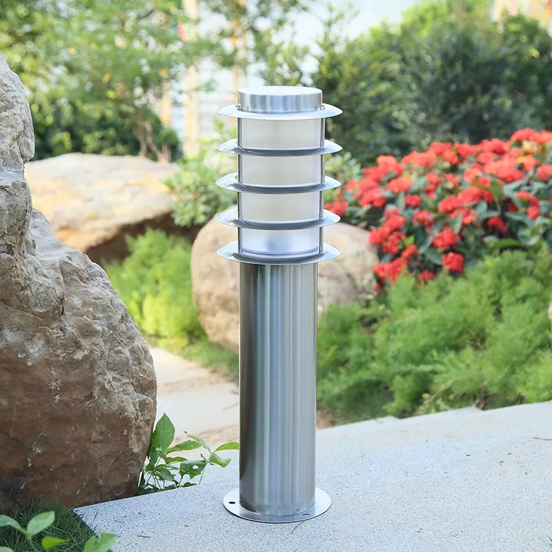 Garden lamp