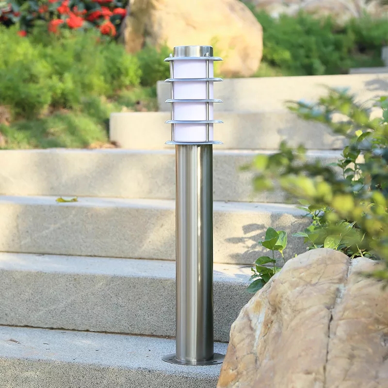 Garden lamp