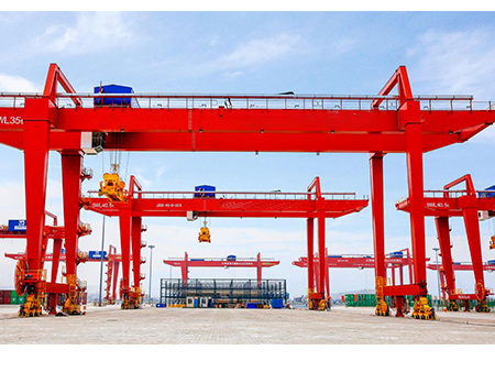 Rail mounted container gantry crane