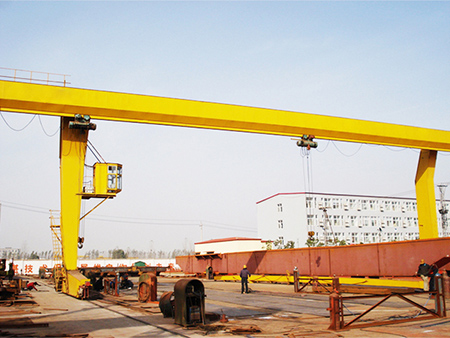 The eccentric electric hoist gantry crane