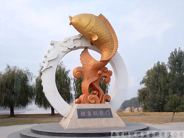 不銹鋼鯉魚雕塑