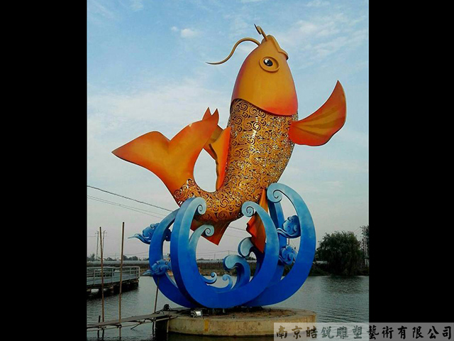 不銹鋼鯉魚雕塑