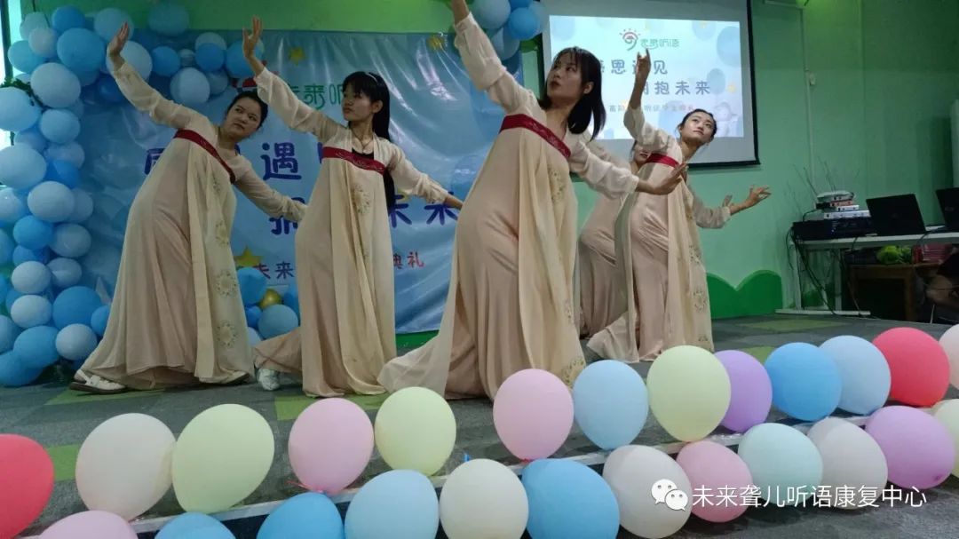1668240099244137.jpg 毕业季
