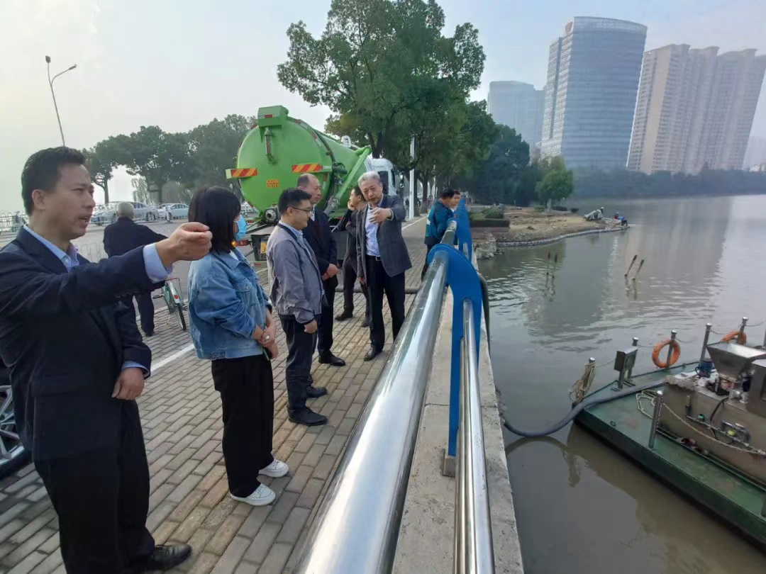 蚌埠市五河县生态环境局、水利局领导莅临雷克环境安庆“两湖三河”项目现场调研考察