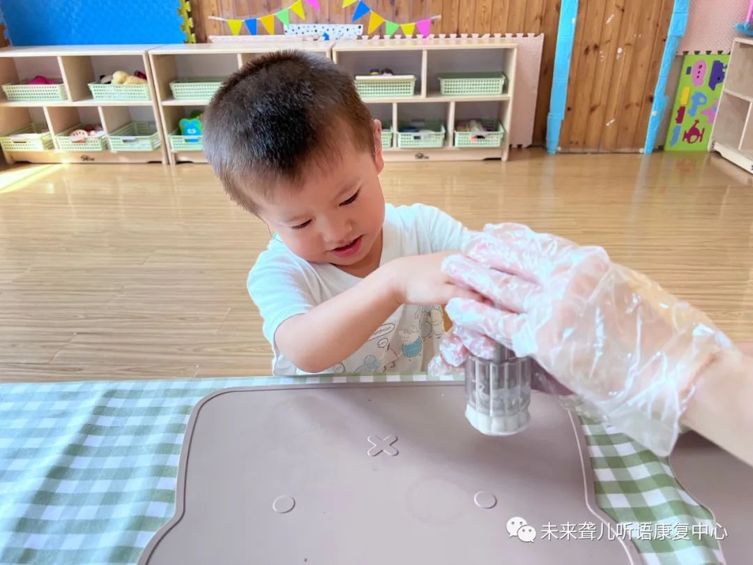 1668396516943259.jpg 中秋节