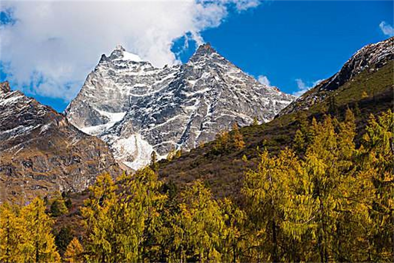 四姑娘山