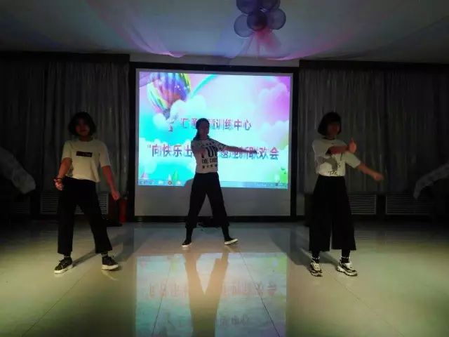 1683618417642946.jpg 锦州市汇通儿童训练中心