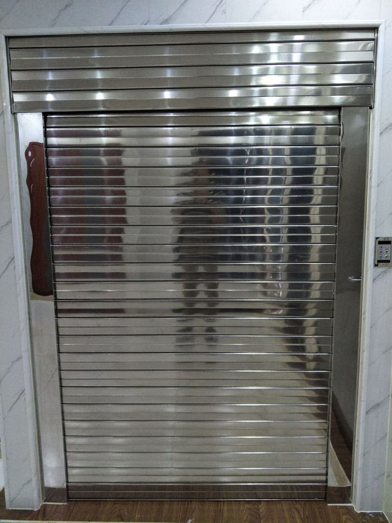 钢制防火卷帘门