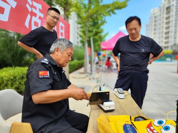 【東苑服務(wù)在用心】惠民集市進(jìn)社區(qū) 志愿服務(wù)進(jìn)萬家