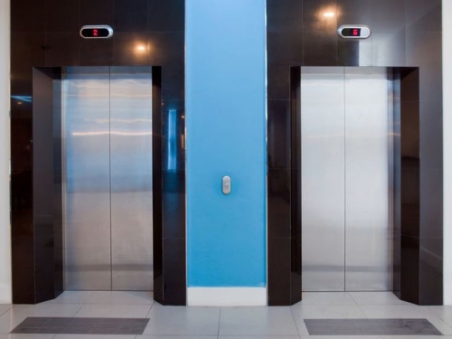 电梯前室防火门
