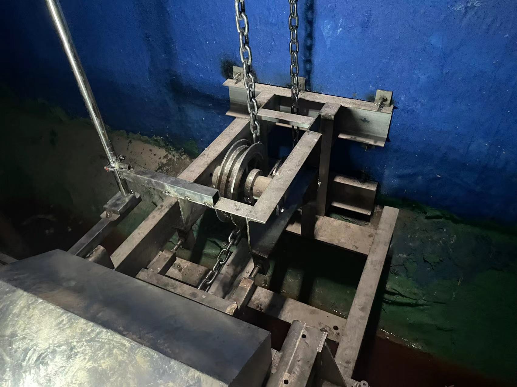 1695021145180084.jpg 刮泥机