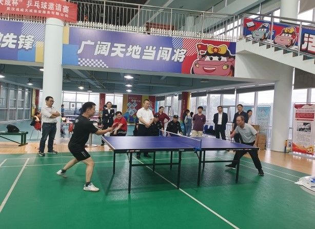 “爱乒才会赢，协作赢未来”
