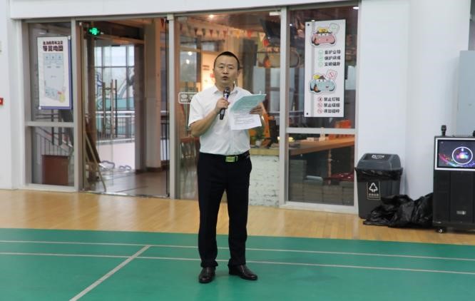 “爱乒才会赢，协作赢未来”