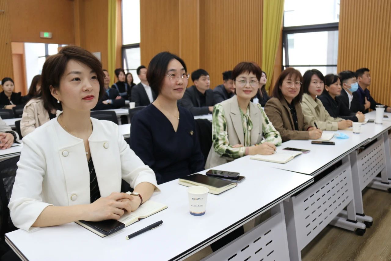 相聚郑州 ，向春而行​！北京大学唐士其教授开讲啦