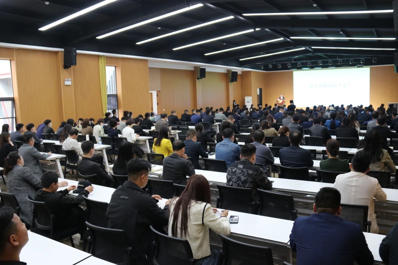 相聚郑州 ，向春而行​！北京大学唐士其教授开讲啦