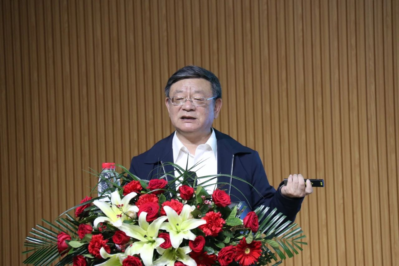 相聚郑州 ，向春而行​！北京大学唐士其教授开讲啦