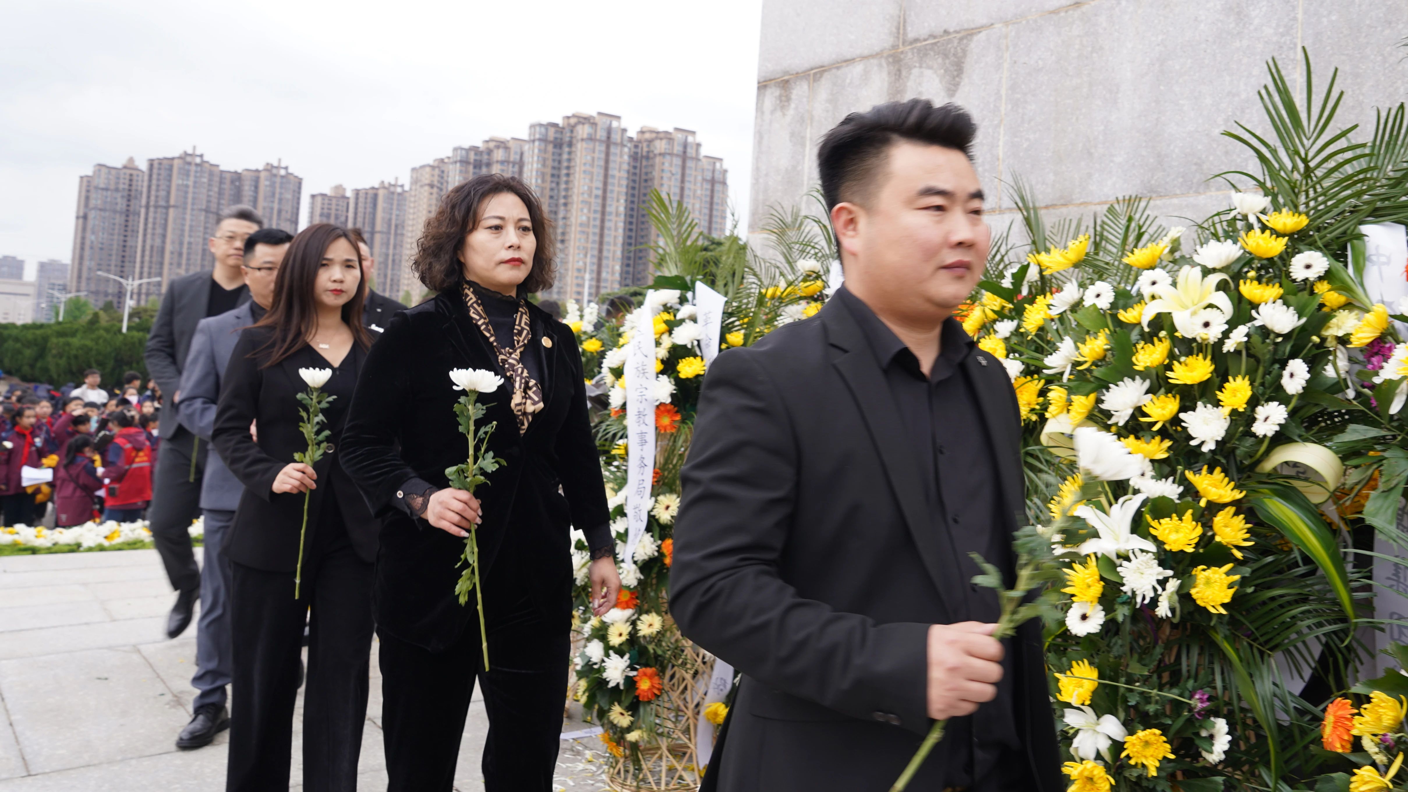 清明节｜德信集团：开展“缅怀先烈，传承红色基因”主题活动