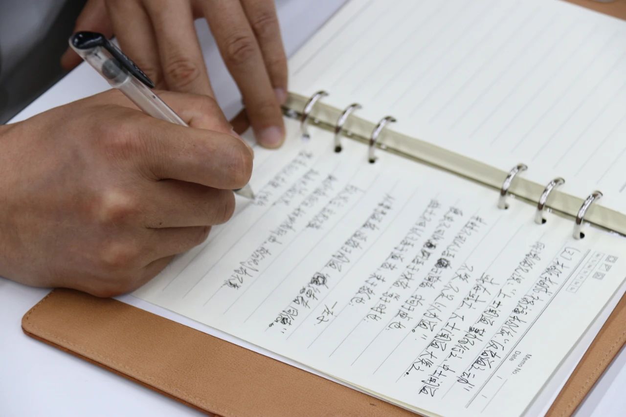 相聚郑州 ，向春而行​！北京大学唐士其教授开讲啦