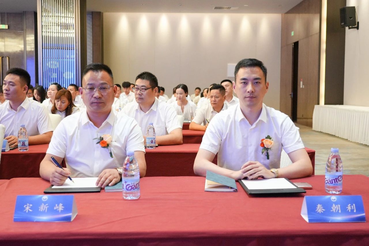 健康产业联盟2023中原第五届行业高层论坛在郑州隆重举行