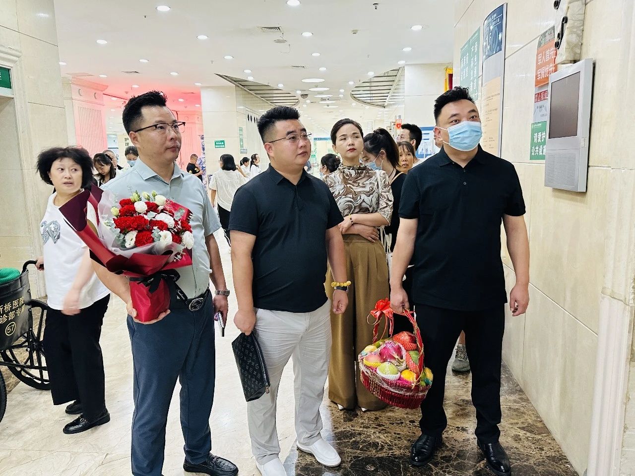 心系员工情，关爱暖人心