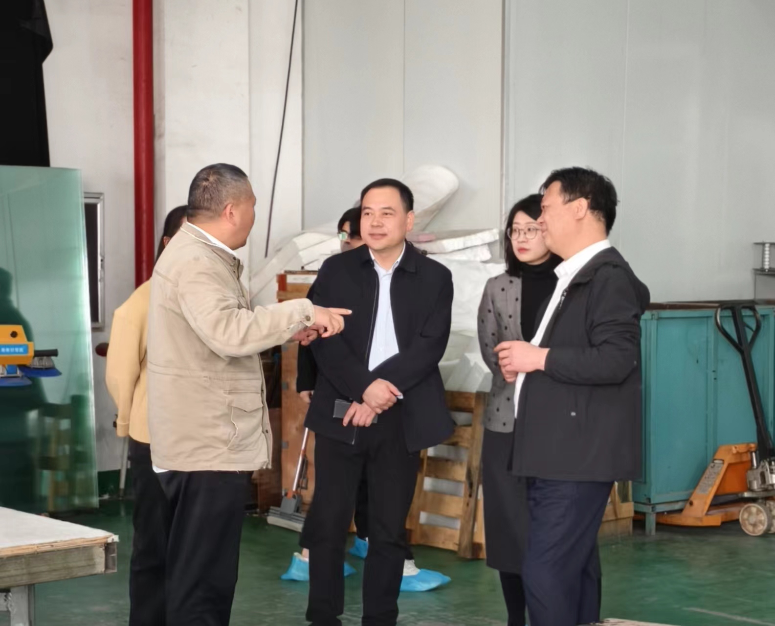 南阳新兴精密光学有限公司