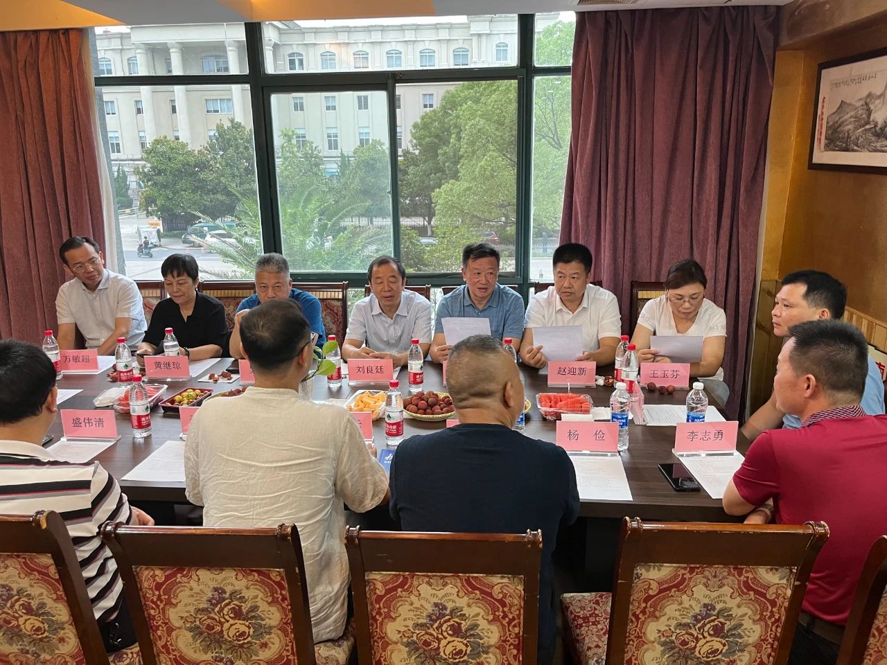 湘潭市政协副主席刘良廷一行走访调研商会和商会成员企业