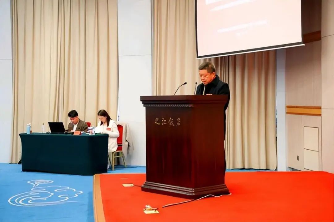 纪念毛主 席诞辰130周年学术研讨会在杭州召开