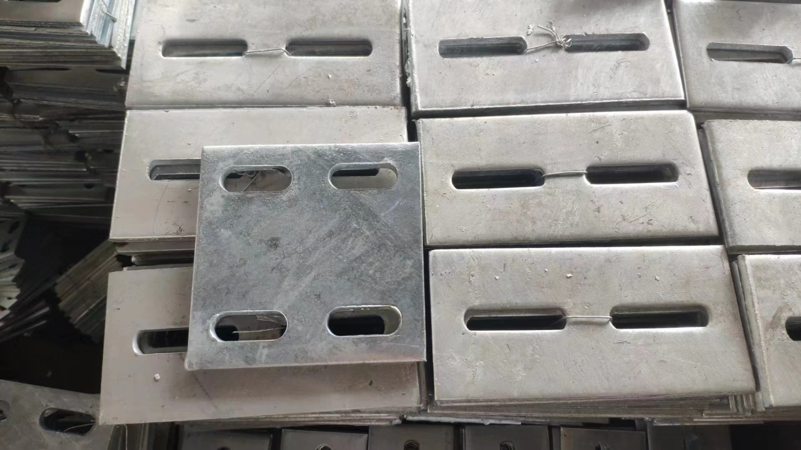 后置预埋件