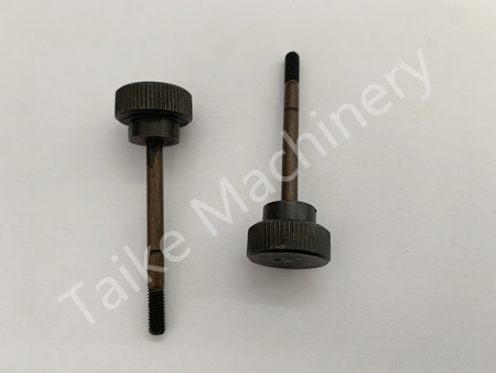 Knurled Screw 146012478